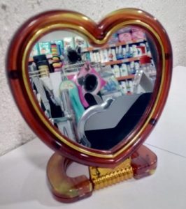 Chic De Mirror Зеркало на подставке Сердце